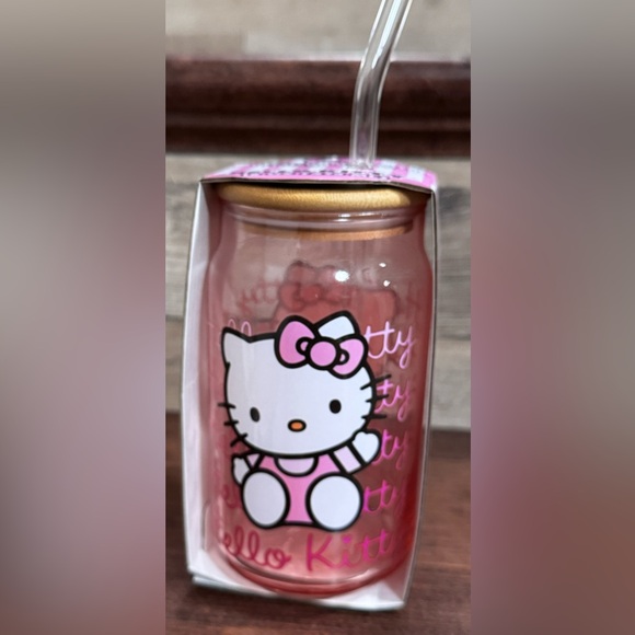 Hello Kitty Glass Tumbler With Bamboo Lid And Glass Straw - NEW - Picture 3 of 7